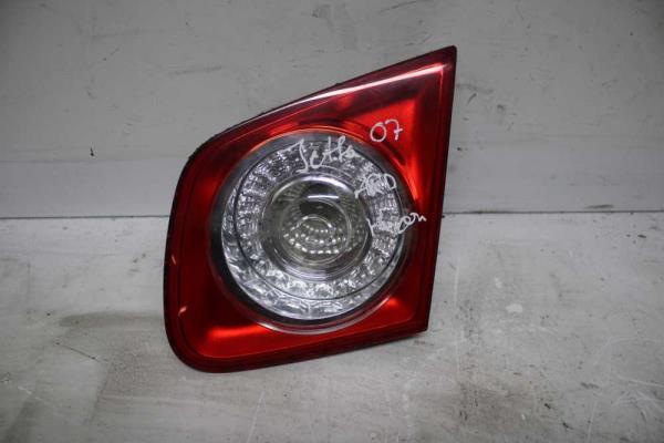 FEU ARRIERE DROIT VW - Vue 1